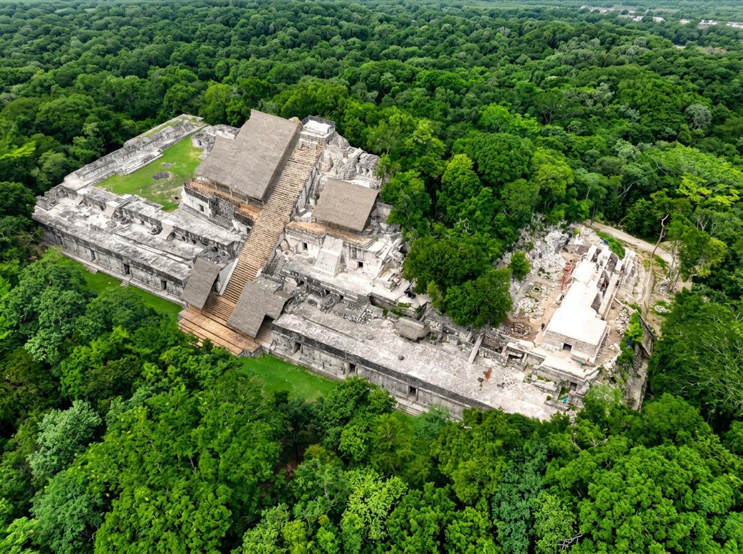 Ek Balam Acrópolis